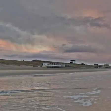 Hotelhuisje #a * Warmenhuizen