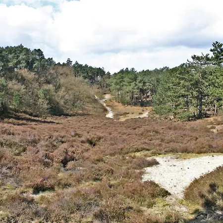 Hotelhuisje #a Holiday home *